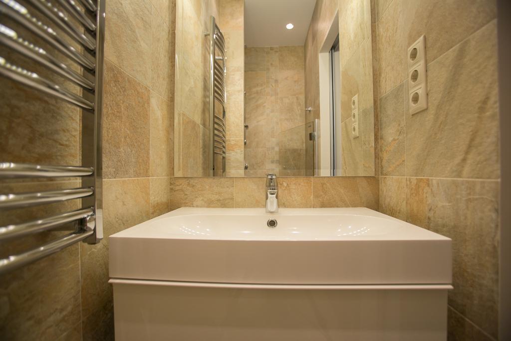 Chain Bridge Studio Apartment Budapest Luaran gambar