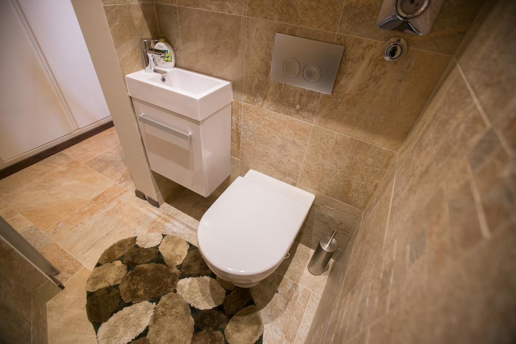 Chain Bridge Studio Apartment Budapest Luaran gambar